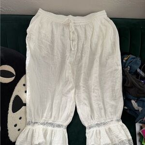 White Ruffled french meadow Bottoms